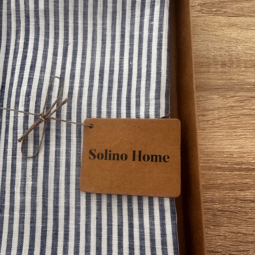 NEW 8 Pcs Solino Home European Linen Carmine Navy Blue Dinner Napkins 20 x 20‎